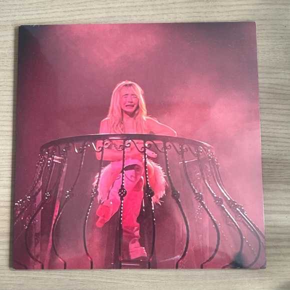 Sabrina Carpenter Feather Vinyl 7” Single Sealed - Picture 2 of 3